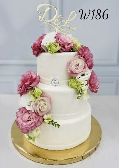 Tort ślubny - kwiatowy