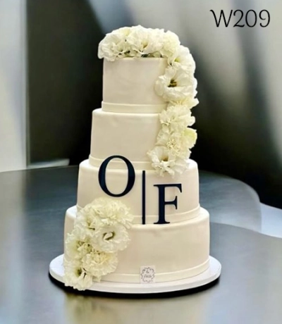 la-petite-tort-weselny-monogram-milosci-w209