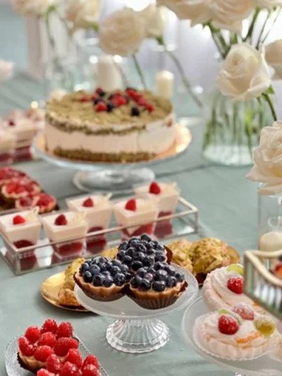 babeczka-koktajlowa-z-borowkami-la-petite