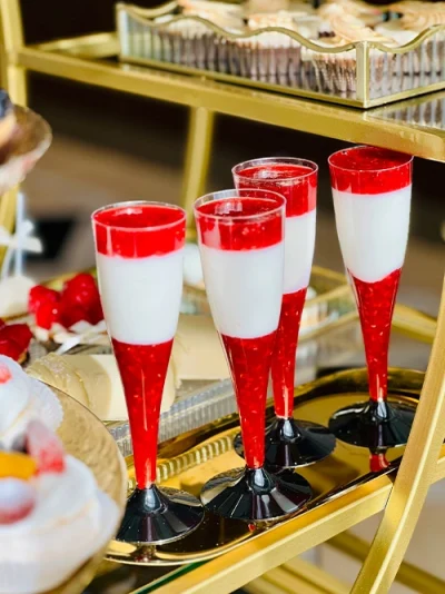 deser-szampan-malina-la-petite