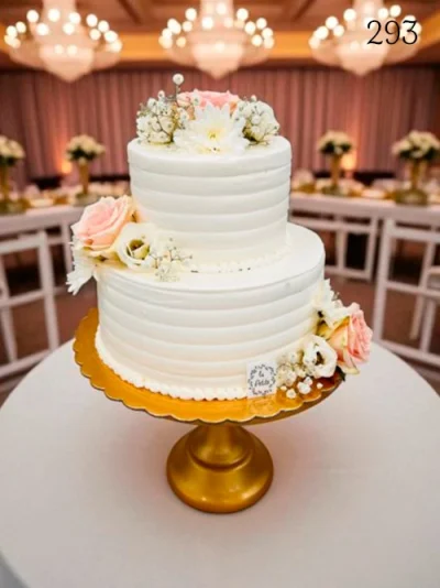 tort-okazjonalny-bianco-biala-smietana-la-petite