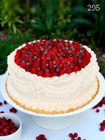 tort-okazjonalny-w-stylu-wloskim-la-petite